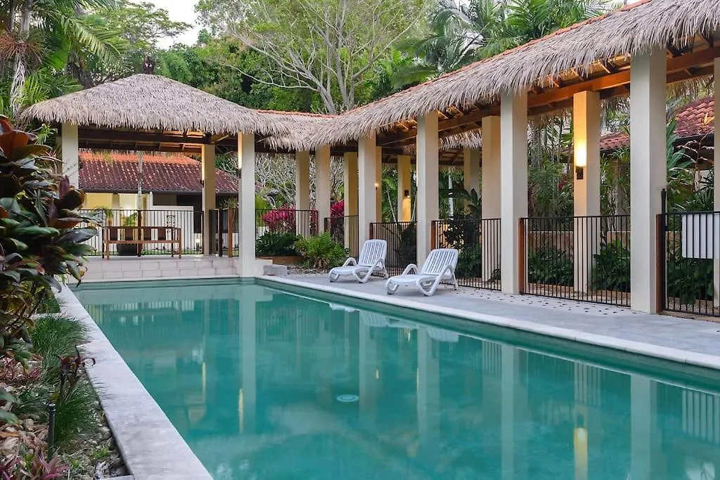 Surya Villa 2 - On Four Mile Beach Порт Дуглас Австралия