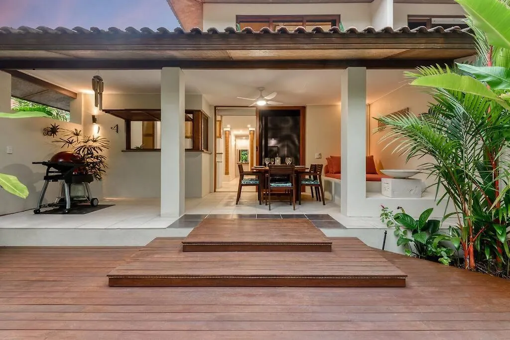 Surya Villa 2 - On Four Mile Beach Порт Дуглас